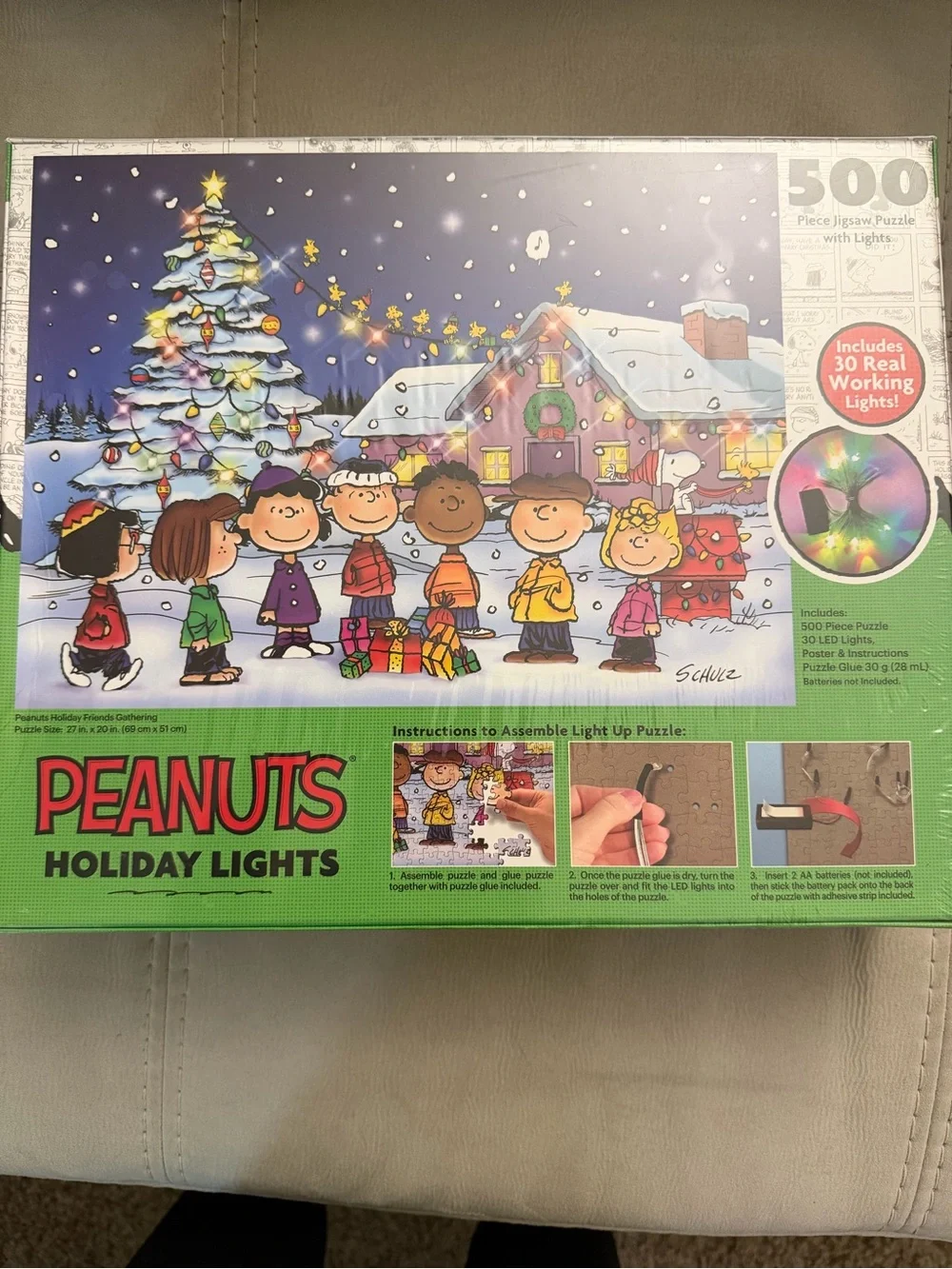 Peanuts Holiday Lights Puzzle w/real working lights
